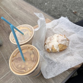 Dawn Patrol Coffee - Coffee & Tea Near Me - Half Moon Bay, California