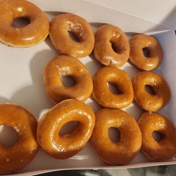 Krispy Kreme - Half donuts on bottom been sittn all day. Glaze is soaked into the donuts u can tell at bottom 2 rows. Take a look here. - Donuts Near Me - San Diego, California Krispy Kreme - Half donuts on bottom been sittn all day. Glaze is soaked into the donuts u can tell at bottom 2 rows. Take a look here. - Donuts Near Me - San Diego, California
