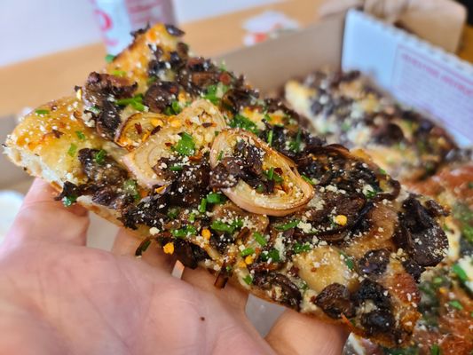 Triple Beam Pizza by null