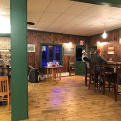 Railroad Street Tavern - A big room in the back with the bar.