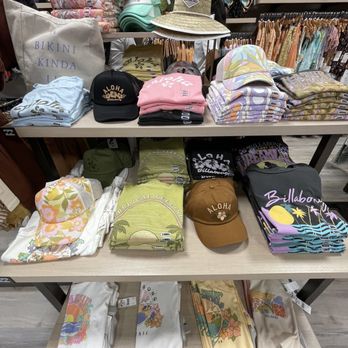 Hawaiian Island Creations - Men's Clothing Near Me - Aiea, Hawaii Hawaiian Island Creations - Men's Clothing Near Me - Aiea, Hawaii