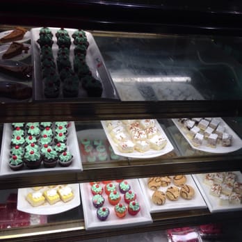 Feast Buffet - Deserts - Buffets Near Me - Renton, Washington