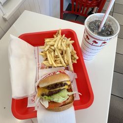 In-N-Out Burger - Double double Cheeseburger