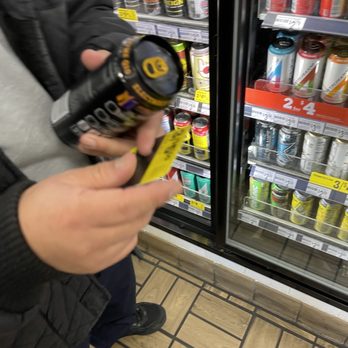 7-Eleven - Shady 7/11 employee ripping off special in front of me and saying it's not valid anymore. - Convenience Stores Near Me - Van Nuys, California 7-Eleven - Shady 7/11 employee ripping off special in front of me and saying it's not valid anymore. - Convenience Stores Near Me - Van Nuys, California