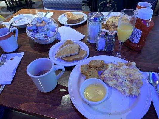 Casi's Family Diner And Restaurant by null