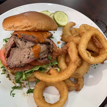 R+Q Kitchen - Trip Tip sandwich - Breakfast & Brunch Near Me - Fillmore, California