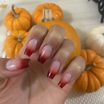 DJ Nails - Red Gel Ombré nails for Halloween - Nail Technicians Near Me - Pasadena, California