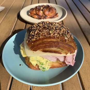 Kantine - Grovbirkes Sandwich and Cinnamon Knot - Scandinavian Near Me - San Francisco, California Kantine - Grovbirkes Sandwich and Cinnamon Knot - Scandinavian Near Me - San Francisco, California