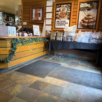 Wood Ranch Cerritos - Order or pick up counter - Barbeque Near Me - Cerritos, California