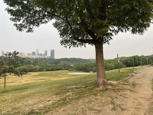 Riverdale Park East by null