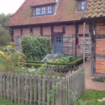 Bioland Hof - Unser Kräutergarten hinterm Haus - German Near Me - Syke, NI Bioland Hof - Unser Kräutergarten hinterm Haus - German Near Me - Syke, NI