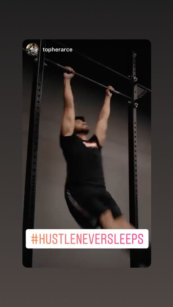 Hustle Fitness Logo