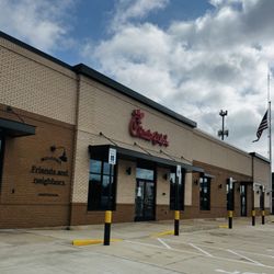 Chick-fil-A - Beautiful store front