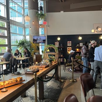 The Monroe - Inside - New American Near Me - Orlando, Florida