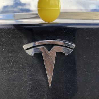 Tesla Taxi - Special holiday event? We'll get you there. - Taxis Near Me