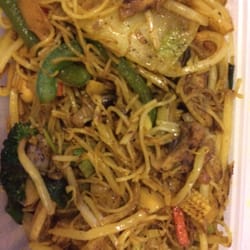 Shenley Traditional Fish & Chips - Veggie Singapore noodles