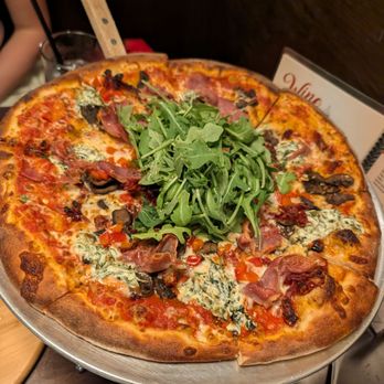 Crisp - Shady Acres - Italian Near Me - Houston, Texas