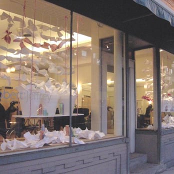 Robert Jeffrey Lakeview - Hair Salons Near Me - Chicago, Illinois