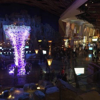 Mohegan Sun - Hotels Near Me - Uncasville, Connecticut Mohegan Sun - Hotels Near Me - Uncasville, Connecticut