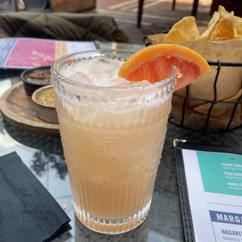 Nada - Pink Grapefruit margarita - Mexican Near Me - Cincinnati, Ohio