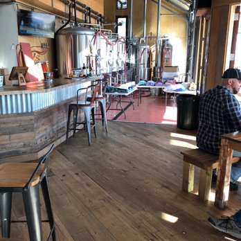 1718 Brewing Ocracoke - Brewpubs Near Me - Ocracoke, North Carolina 1718 Brewing Ocracoke - Brewpubs Near Me - Ocracoke, North Carolina