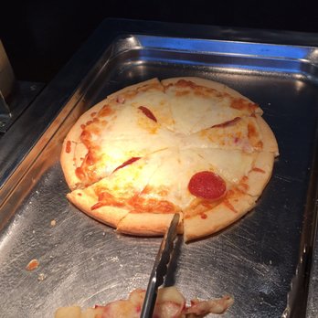 Golden Panda Buffet - The saddest pizza I've seen in recent memory - Buffets Near Me - Baldwin Park, California