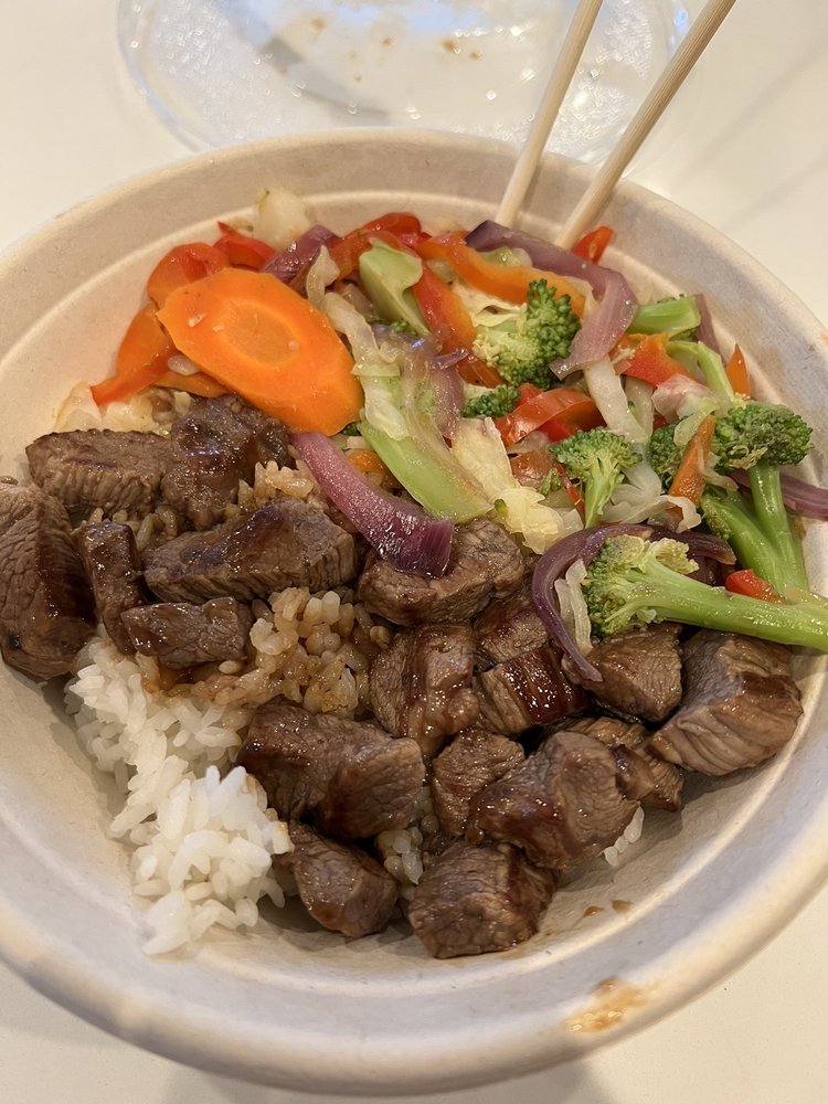 Food from Jo Jo Bowls & Boba