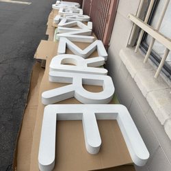LA Chris Signs - New channel letters sign