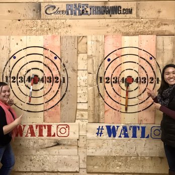 Cleveland Axe Throwing - Nailed it right on the bullseye! - Axe Throwing Near Me - Valley View, Ohio