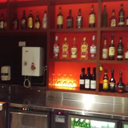 Golden Tiger Bar - Bar