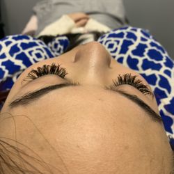 Hanna Jung - Studio B - Lash lash