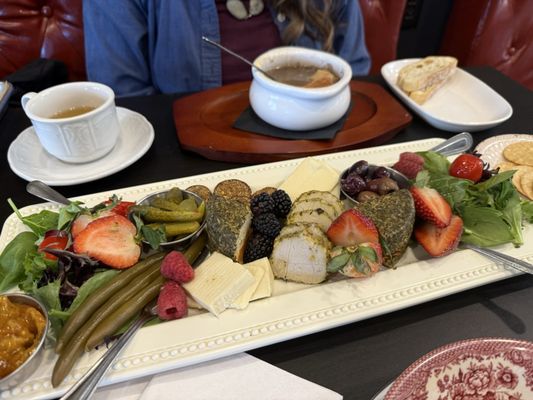 Tipple & Rose by null