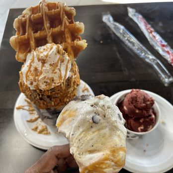 The Yard Milkshake Bar - Desserts Near Me - The Colony, Texas The Yard Milkshake Bar - Desserts Near Me - The Colony, Texas