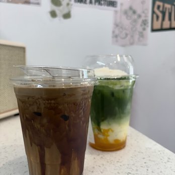 Ceré Tea - Hojicha Latte closeup - Bubble Tea Near Me - Milpitas, California