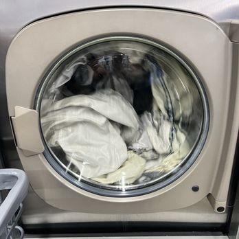 Laundry Guys - Laundromat Near Me - Signal Hill, California
