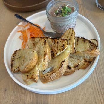 Madame Danh  - Vietnamese Near Me - Vancouver, British Columbia