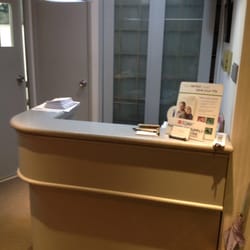 陳秩恂醫生 - Little reception area.