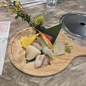 Momotaro - Sashimi (yellowtail, tuna, white tuna, red snapper, shrimp, tamago, squid, octopus, and scalloph - Japanese Near Me - Lubbock, Texas Momotaro - Sashimi (yellowtail, tuna, white tuna, red snapper, shrimp, tamago, squid, octopus, and scalloph - Japanese Near Me - Lubbock, Texas