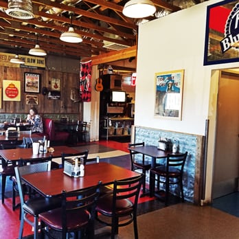 The Slow Bone - Laid back serting for any crowd - Barbeque Near Me - Dallas, Texas The Slow Bone - Laid back serting for any crowd - Barbeque Near Me - Dallas, Texas