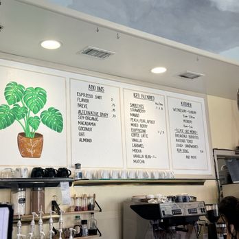 Luna Coffee Bar - Coffee & Tea Near Me - Cayucos, California