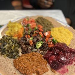 Embilta Café & Restaurant Ethiopian Cuisine - Derek Tibs and Veggie Special