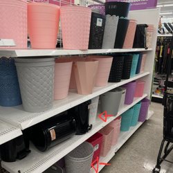 dd's DISCOUNTS