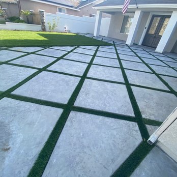 Lee's Concrete - Color stamped concrete with turf inserts in the front yard, plaster columns and wall coverings - Landscaping Near Me Lee's Concrete - Color stamped concrete with turf inserts in the front yard, plaster columns and wall coverings - Landscaping Near Me