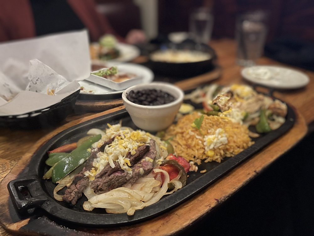 Mexicali Cocina & Cantina — Mexican restaurant in Studio City