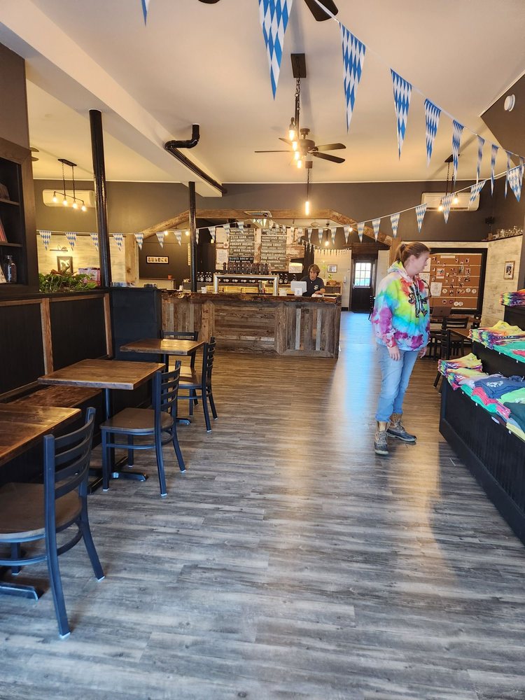 Olive Pit Brewing Logo