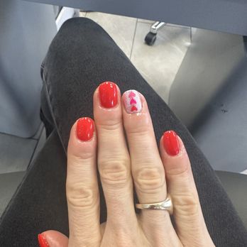 La Vie Nails - Nail Salons Near Me - Northbrook, Illinois