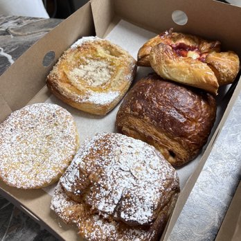 Veronika's Pastry Shop - a variety of pastries - Bakeries Near Me - Billings, Montana Veronika's Pastry Shop - a variety of pastries - Bakeries Near Me - Billings, Montana
