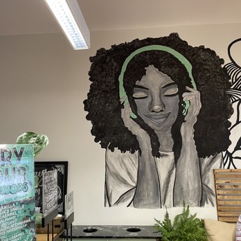 Cream - Wall art - Coffee & Tea Near Me - Norwich, Connecticut