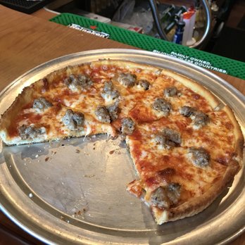 Nanuet Restaurant - Sausage pizza - Pizza Near Me - Nanuet, New York
