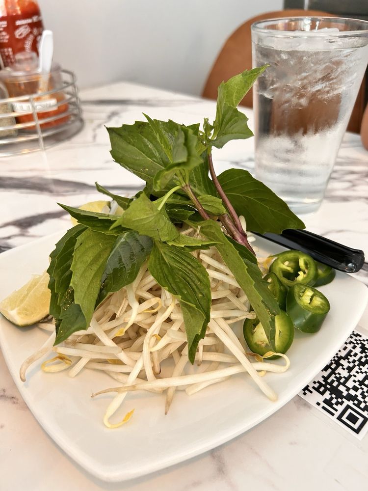 Uptown Pho